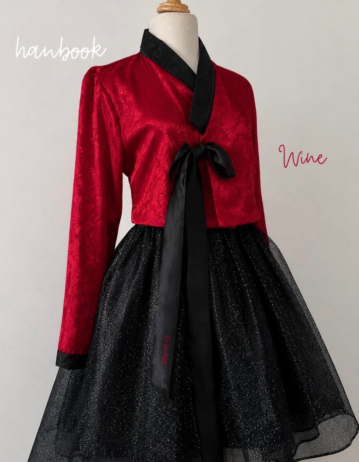 Hanbok wine